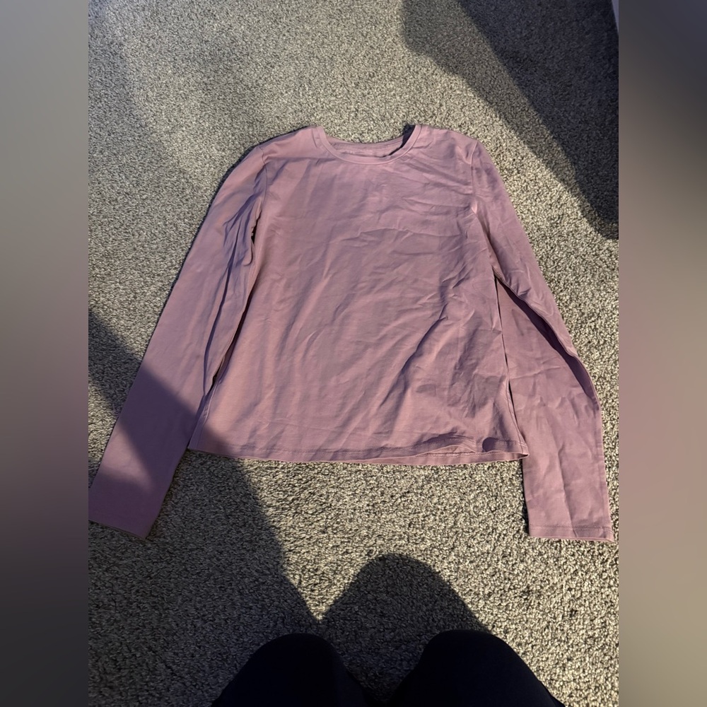 Lululemon long sleeve tee size 2